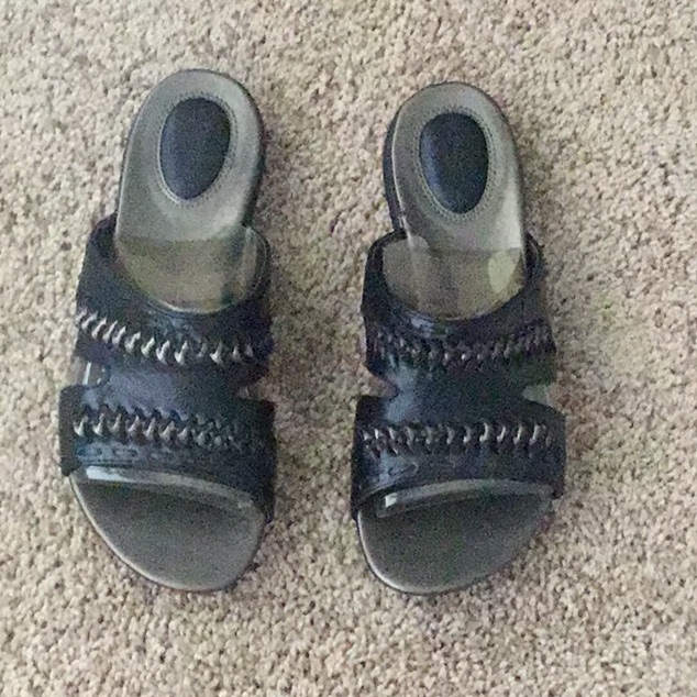 Hush Puppies